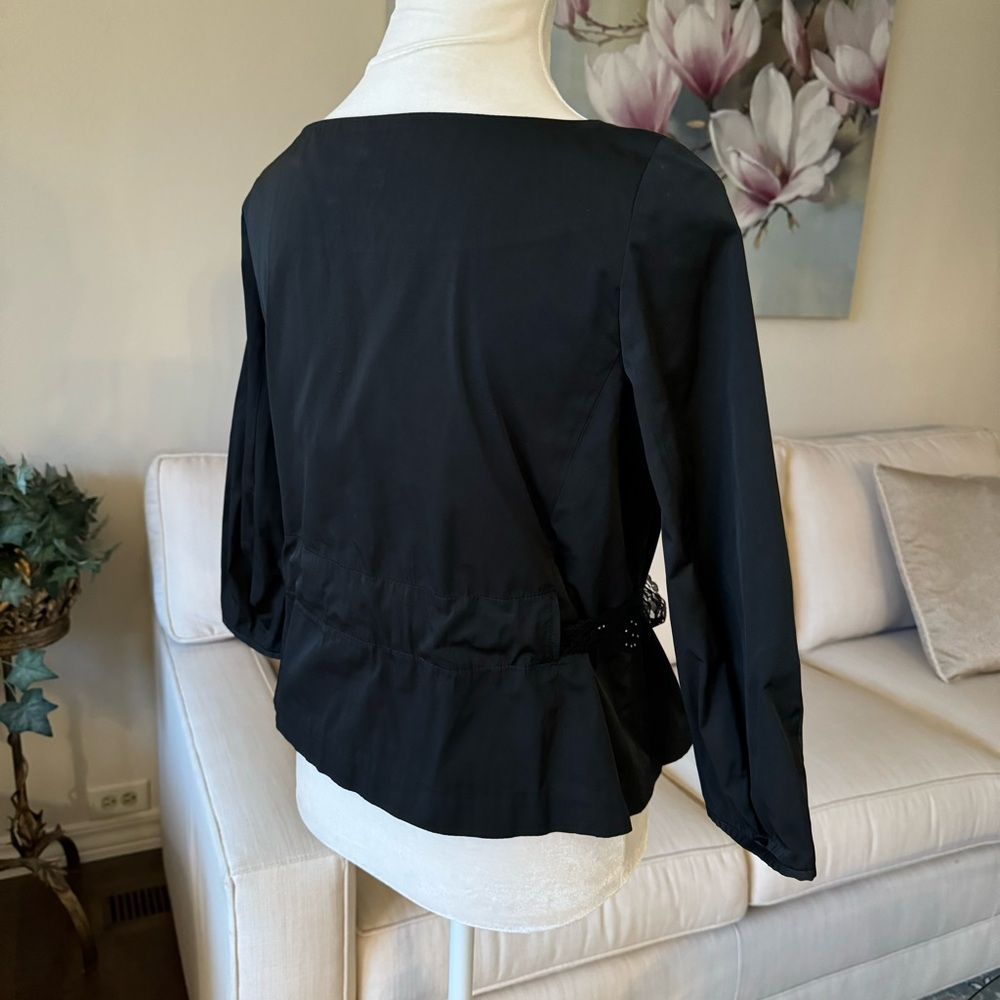 Theory Cropped Belted Blazer - Picture 8 of 16